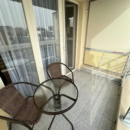 Private Studio-apartment Sol E Mar 아파트